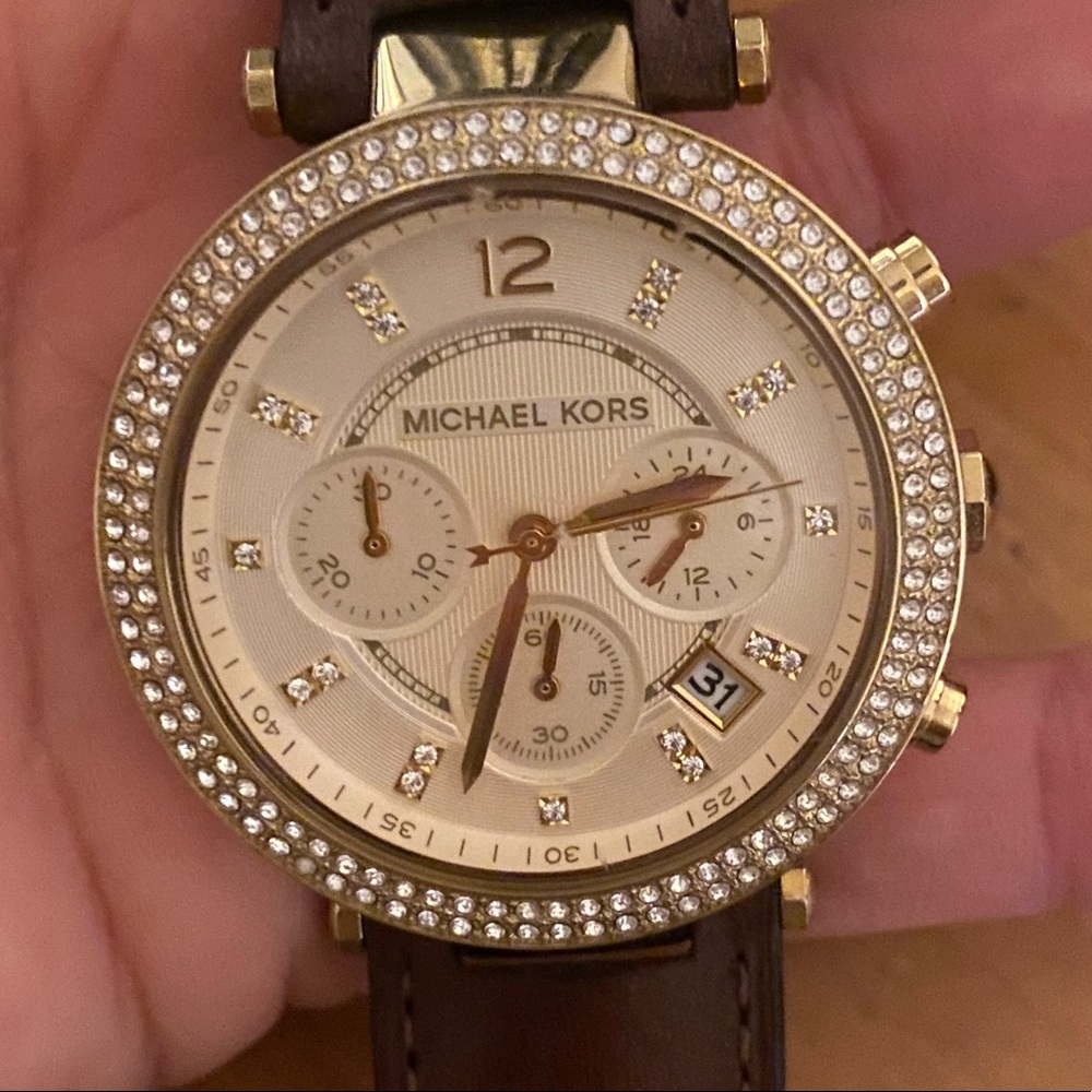 Leather band Michael Kors Watch. Barley worn.